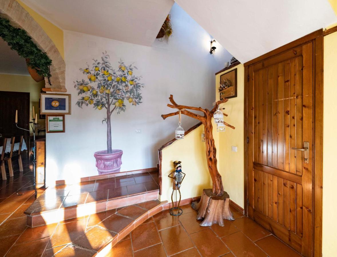 Sa Domu Sarda Suites - Bed & Breakfast Porto Columbu - Perd'E Sali ภายนอก รูปภาพ